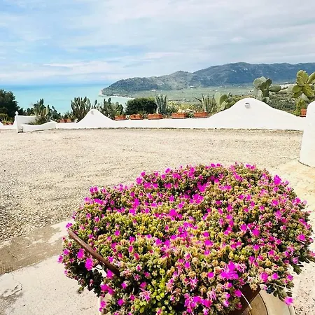 Casa Molo 13 Villa Mattinata Exterior photo